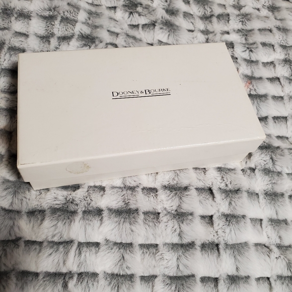 Dooney and Bourke Wallet NWT - Picture 7 of 7